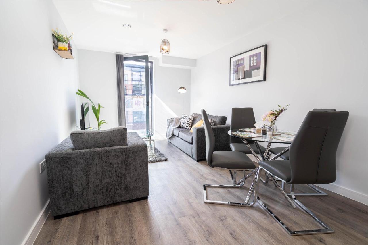 New Build - 2 Bed Snug Modern Apartment - Juliet Balcony - Roof Top Terrace - Digbeth, Birmingham City Centre - Free Netflix & Smart Tv Exteriér fotografie